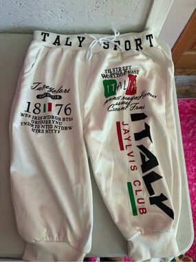 White Italy Graphic Athletic Men's Shorts with Drawstring